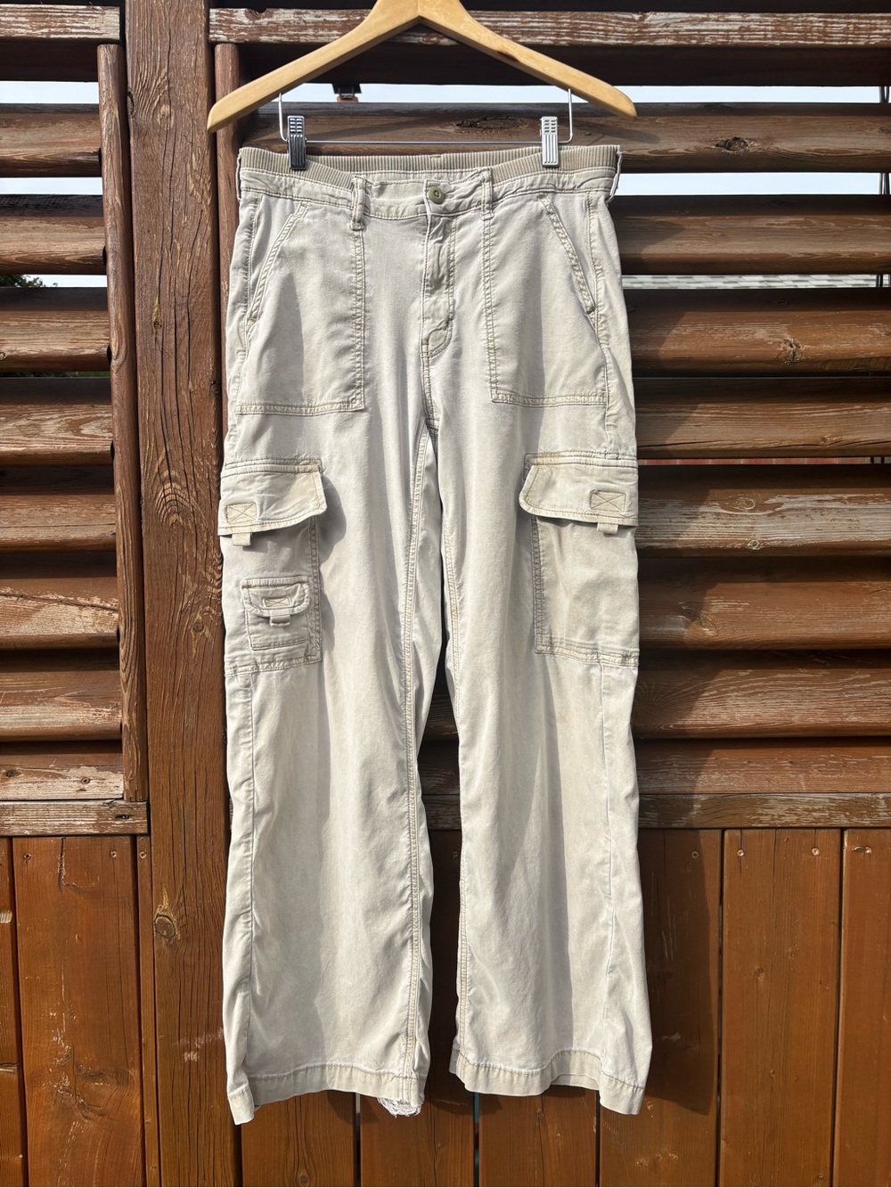 American Eagle Beige Wide-Leg Cargo Pants Ladies sz 6 Y2K Lyocell streetwear 90s - Picture 9 of 15